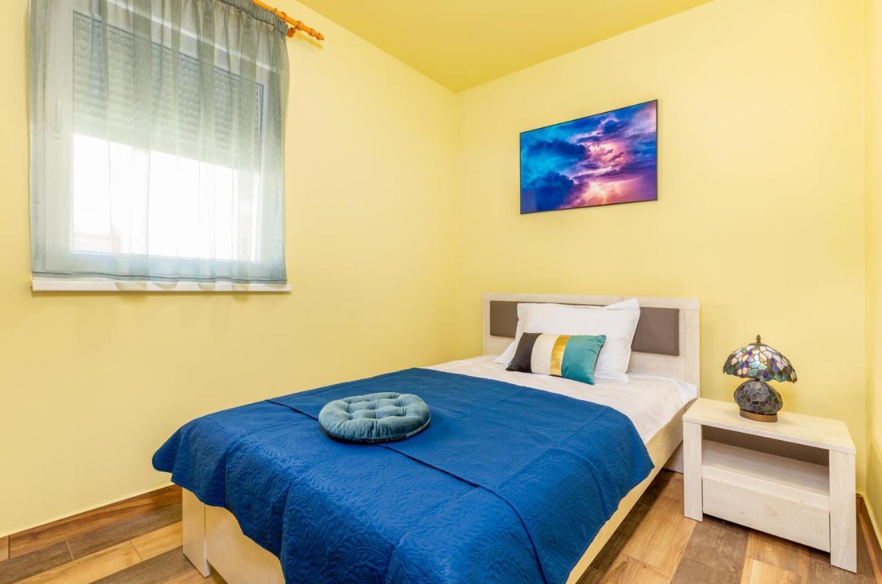 Apartmani Monte Póla Kültér fotó