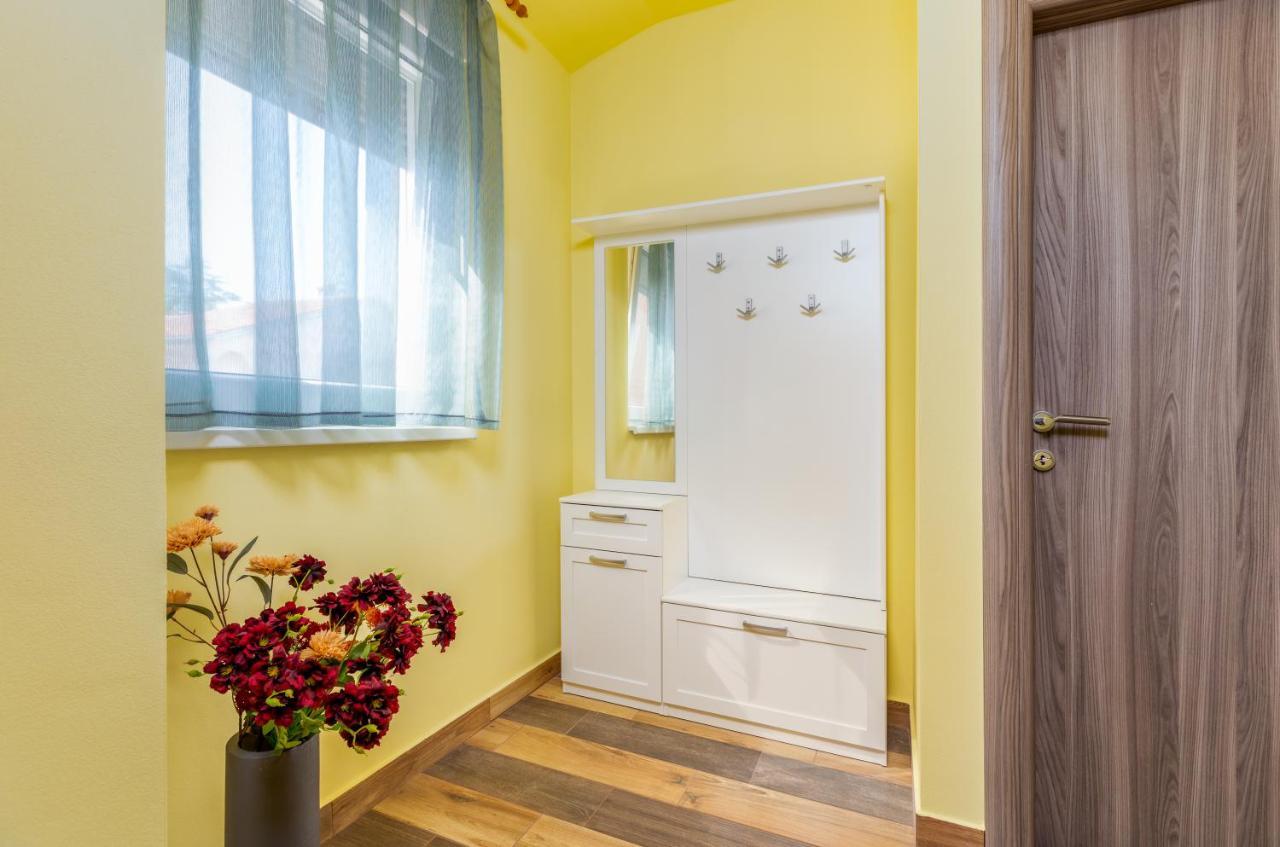 Apartmani Monte Póla Kültér fotó