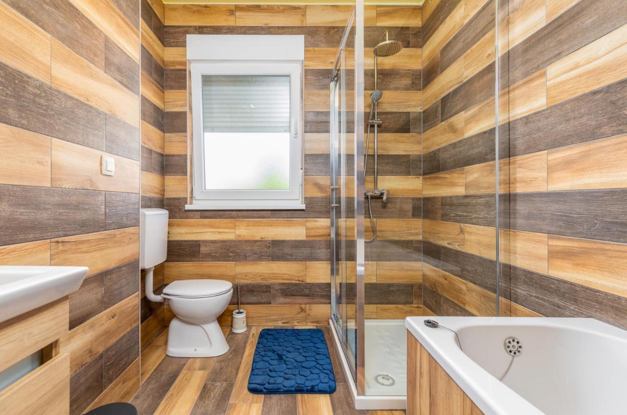 Apartmani Monte Póla Kültér fotó